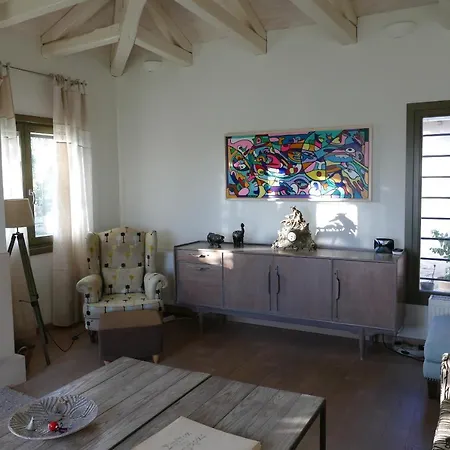 Willa Art Pelion *
