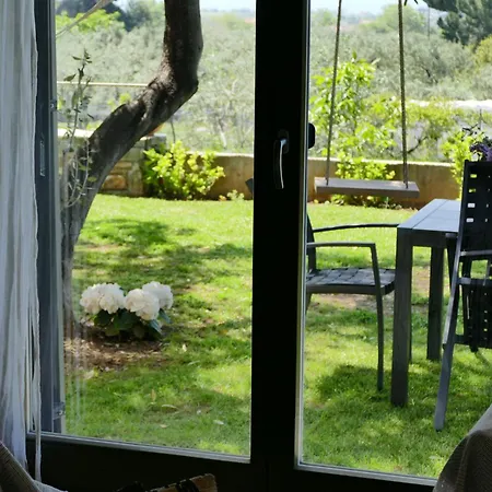 Willa Art Pelion *