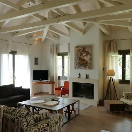 Art Pelion Agria
